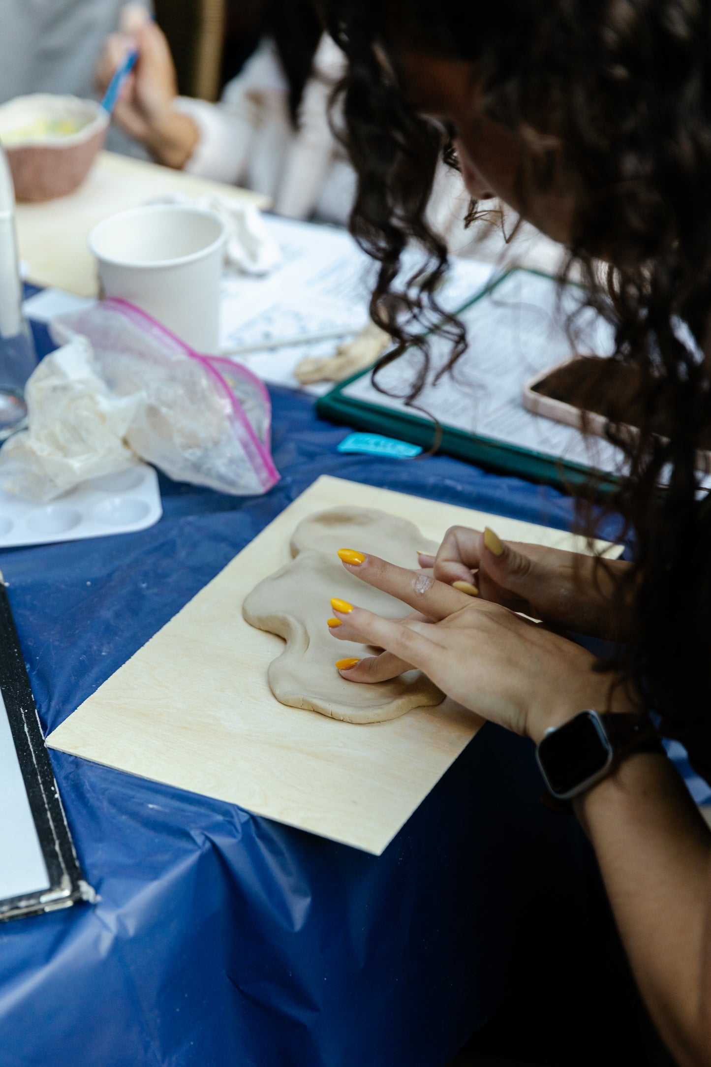August 13 | π«π§ Snack Plate Ceramics Workshop @ Cafe Gratitude Venice
