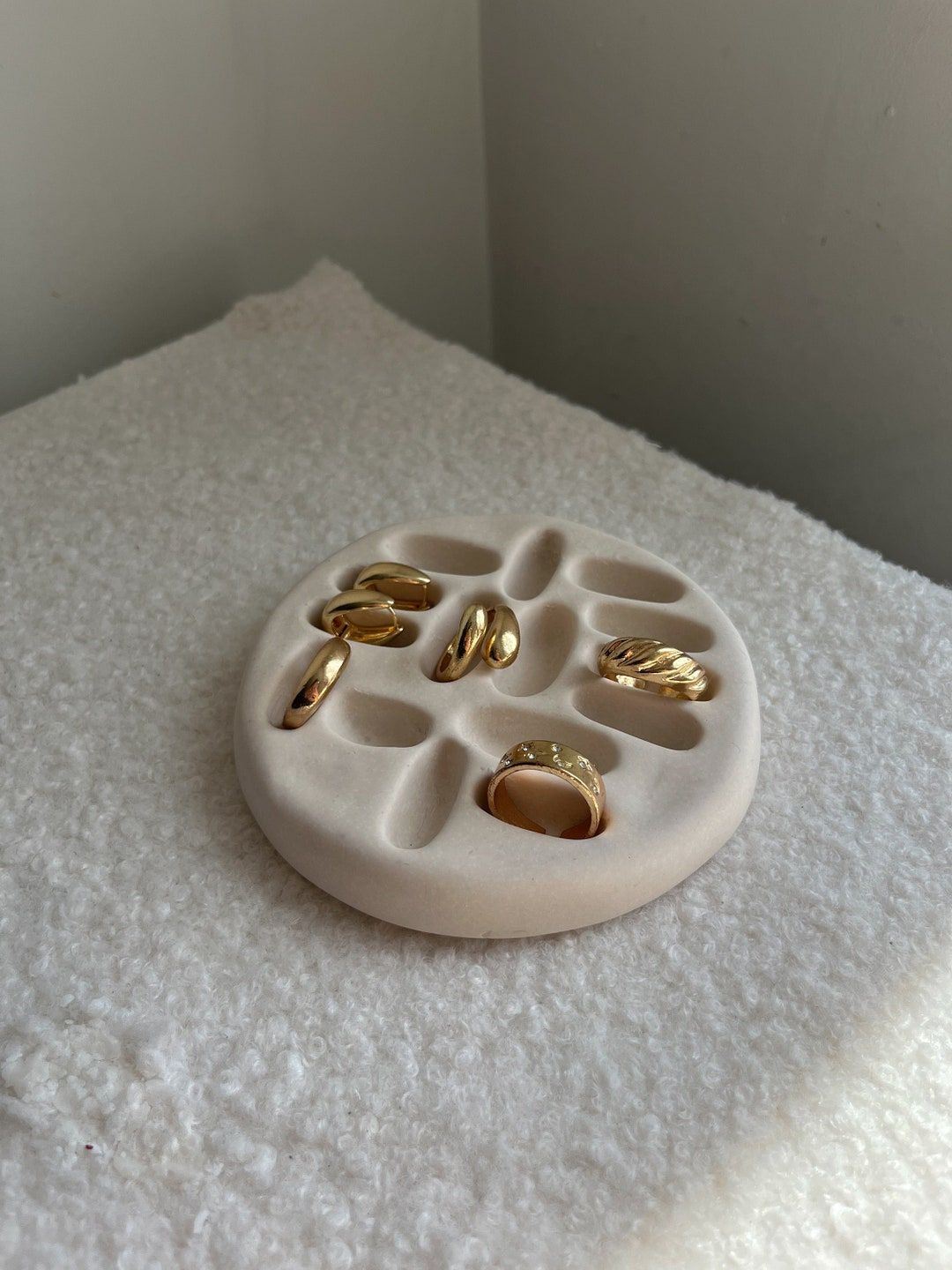 April 25 | Jewelry Tray Ceramics Workshop with Astrid & Miyu ✨ @ Force of Nature