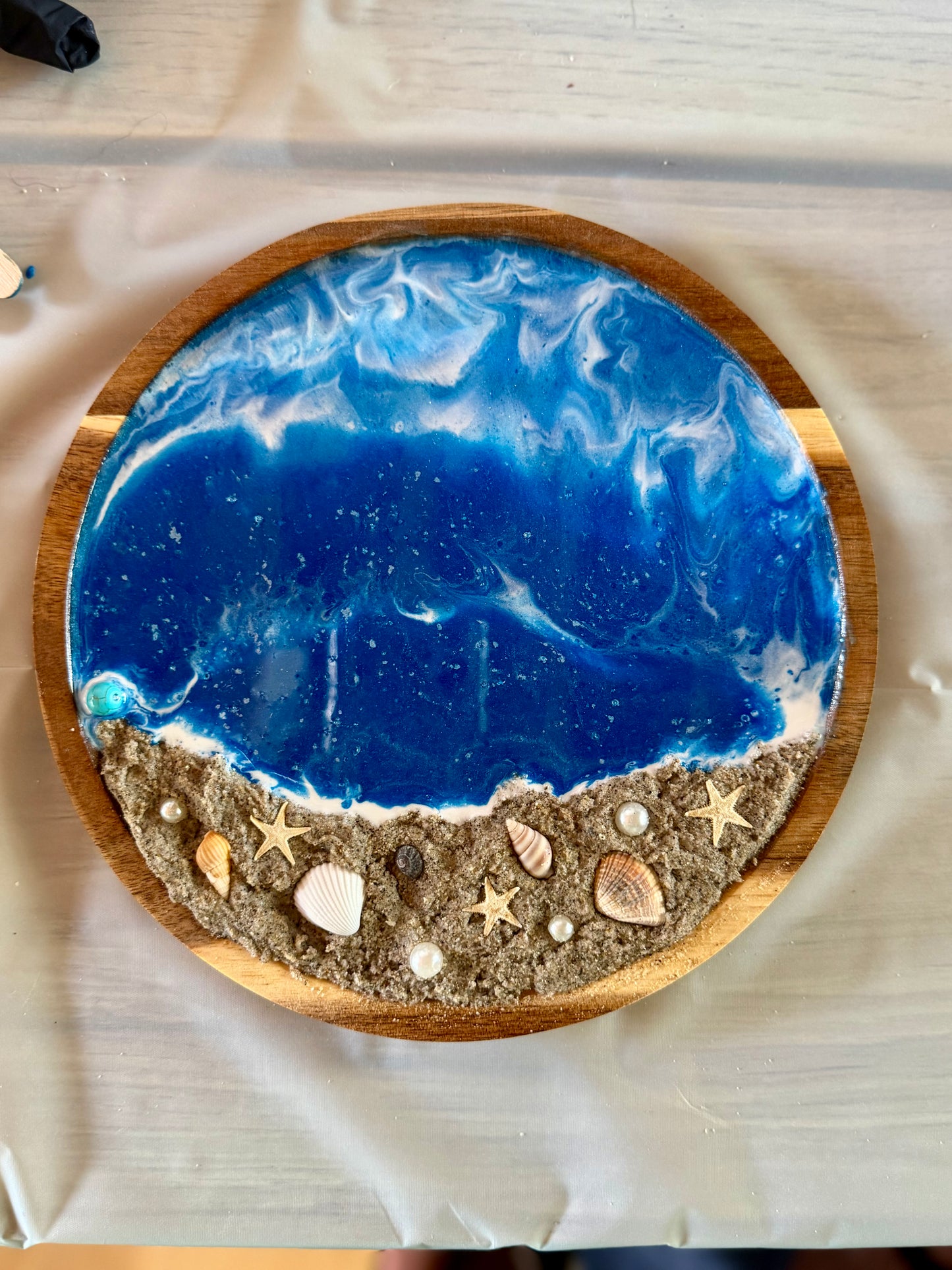 October 11 | Ocean Seascape Resin Tray Workshop @ Alana's Coffee