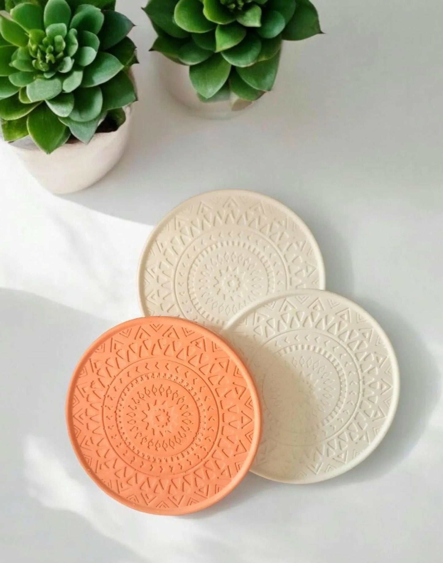 January 29 | Ceramic Coasters Workshop @ Cafe Gratitude   Venice